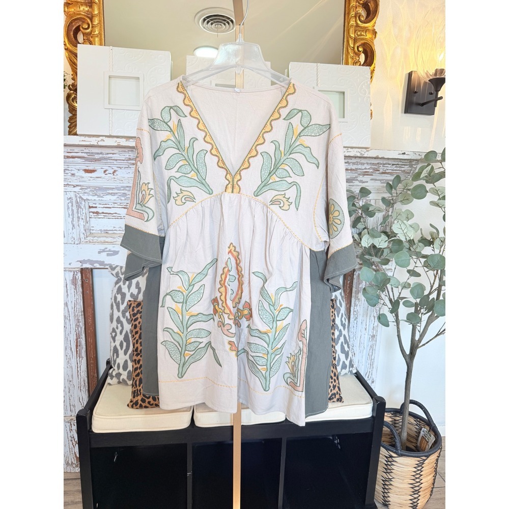 Joiemont Embroidered Oversized Tunic Mini Dress Cream Olive Green XS Boho Floral